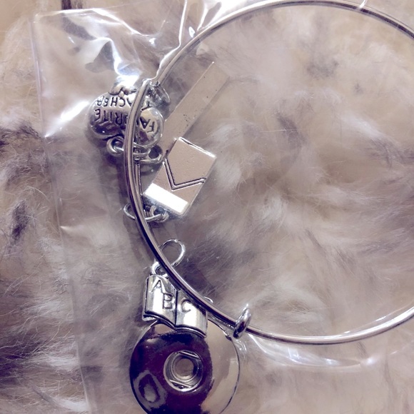 ♥️Teacher Charm Bracelet! Gift for Fave Teach! - Picture 3 of 5